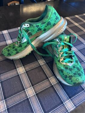 Brooks Launch Green Shamrock Running Shoes